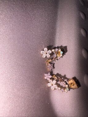 Italian Gold-color Floral Crystal Drop Earrings in Pink and White